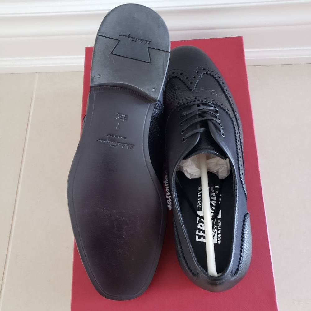BNIB Salvatore Ferragamo Men's Dress Shoes - Black Size 7 - Picture 4 of 9